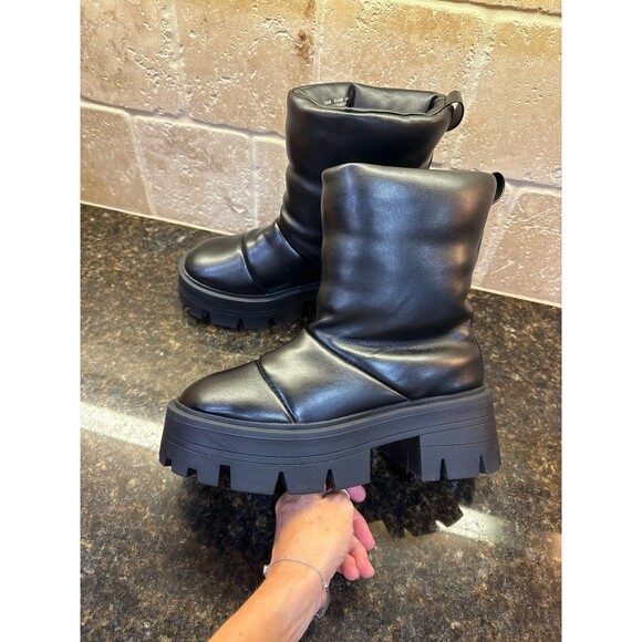 ASOS Designs Apollo Padded Black Vegan Snow Moon Boots Size 8 Women’s EUC - Picture 3 of 5